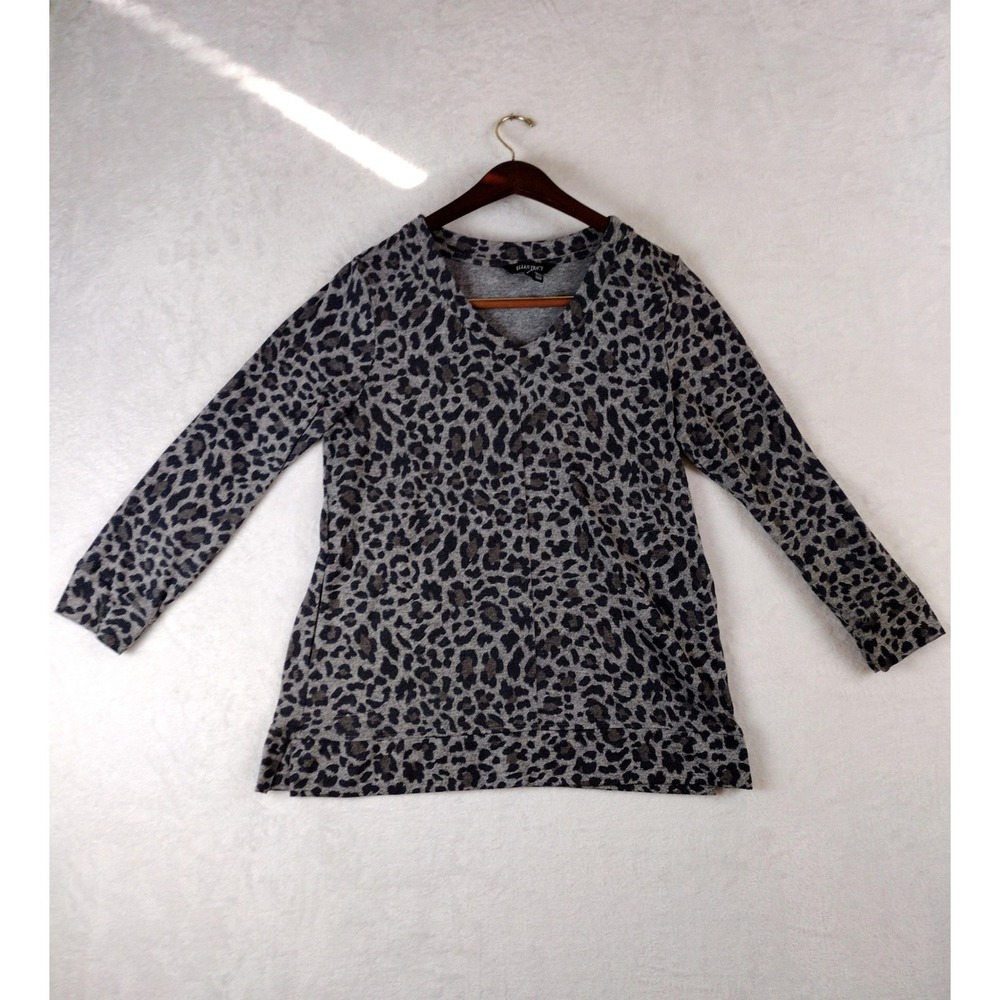 Ellen Tracy Womens Large Gray Leopard Print V-Neck Long Sleeve Top Soft Animal
